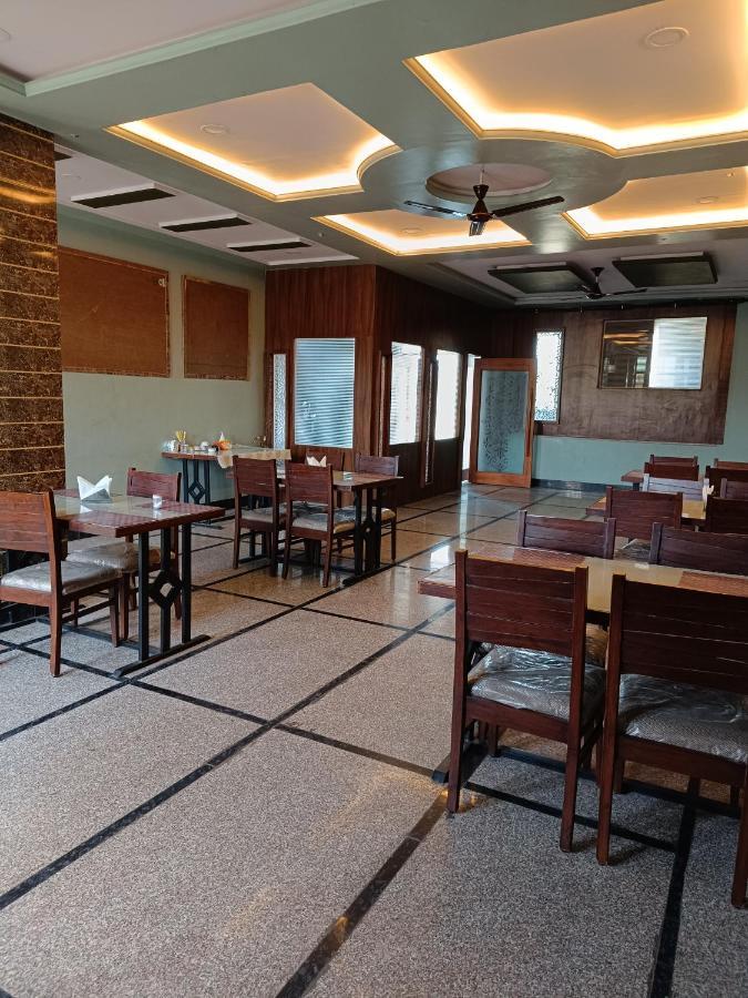 Hotel Laakhan By Ghumo Udaipur Kültér fotó
