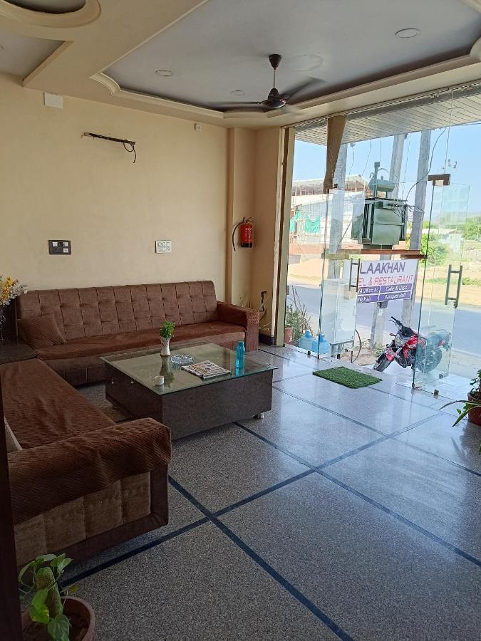Hotel Laakhan By Ghumo Udaipur Kültér fotó
