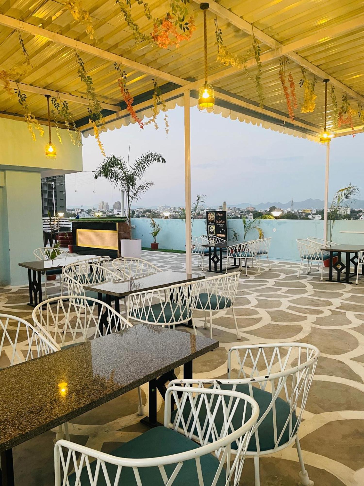 Hotel Laakhan By Ghumo Udaipur Kültér fotó